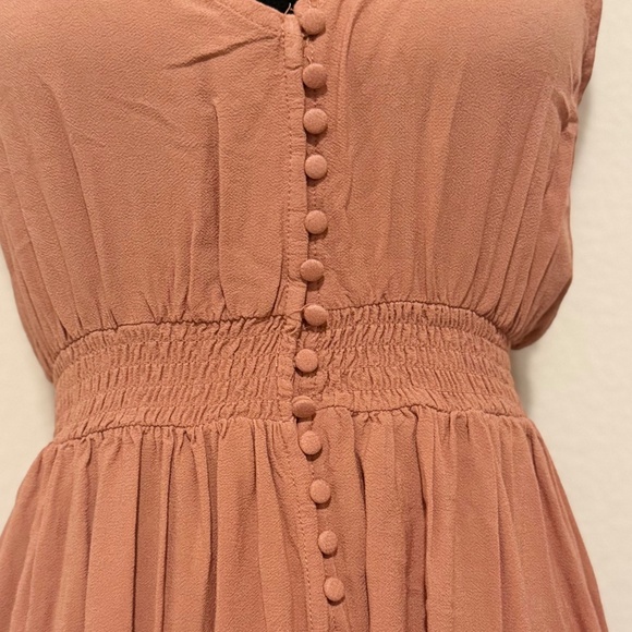 Forever 21 Sleeveless Maxi Dress in Camel - Picture 5 of 6